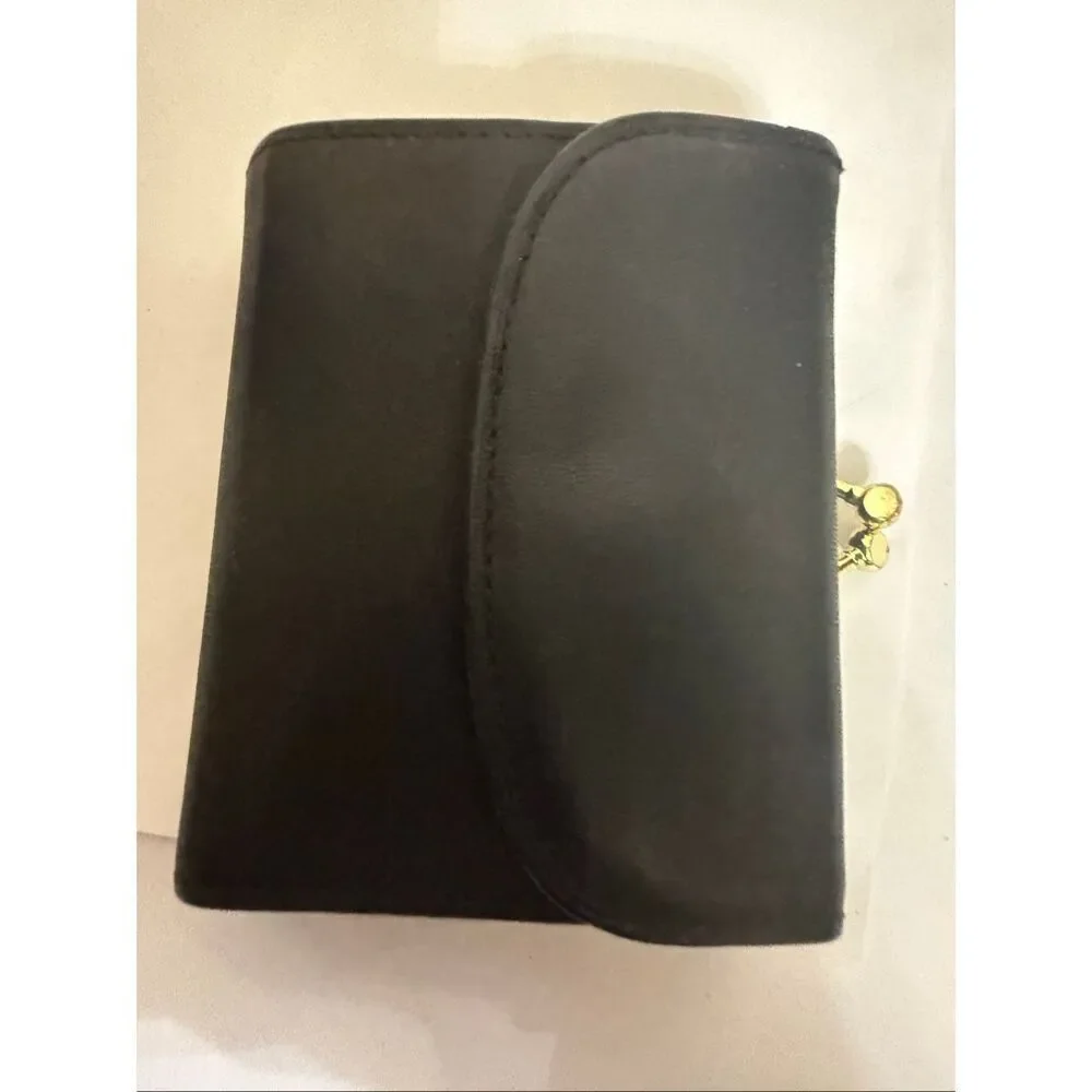 Women's Leather Tri-fold Kisslock Coin Pocket Card Holder Wallet Black OS NWT